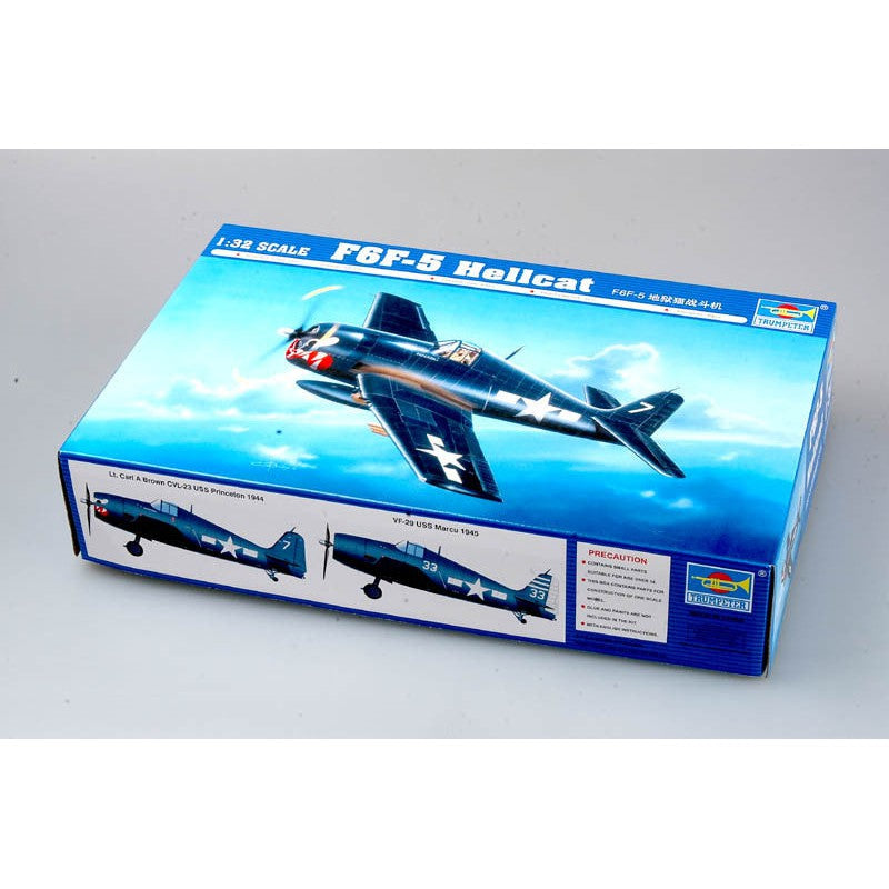 02257 1/32 F6F5 Hellcat Plastic Model Kit
