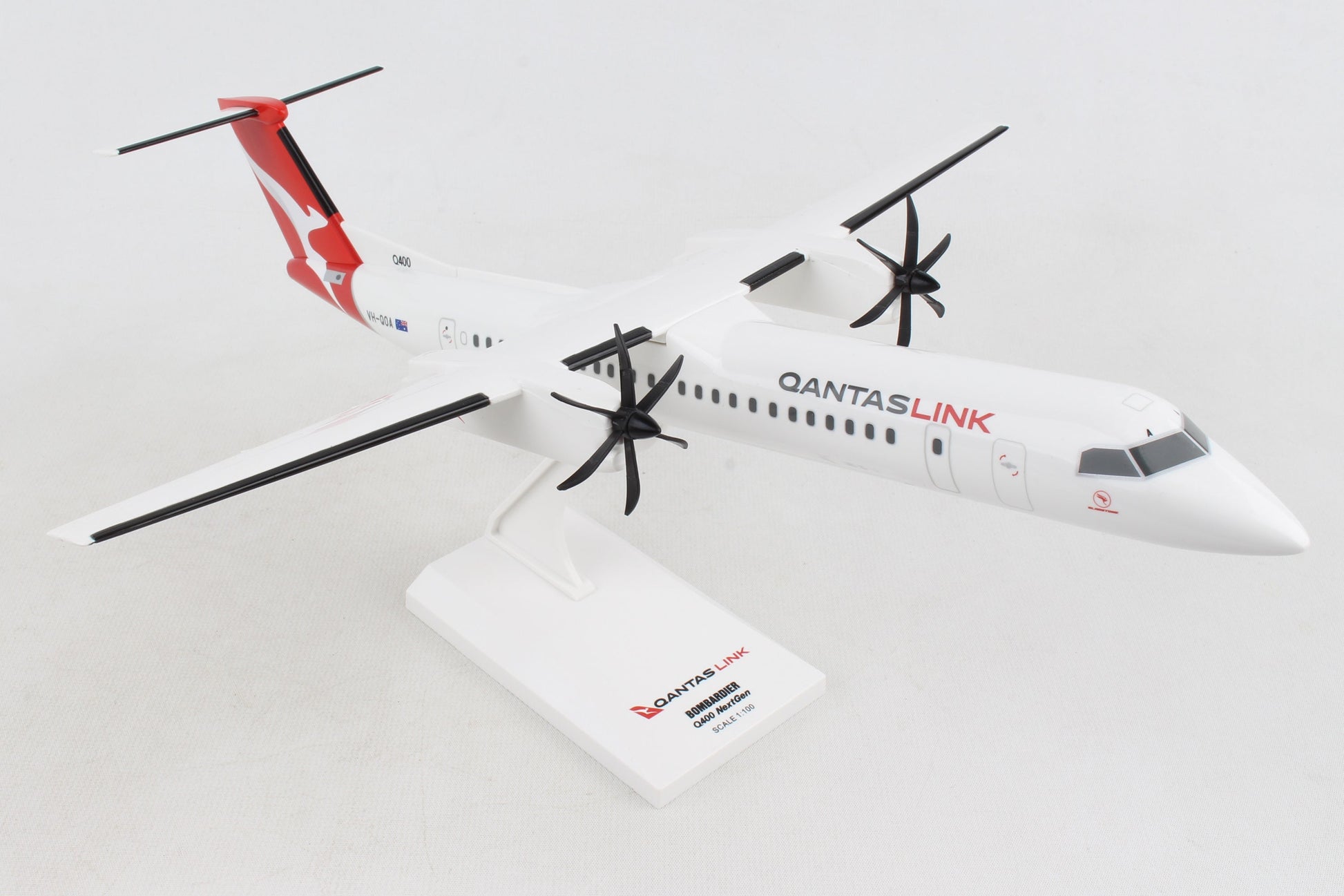 SKR1016 SKYMARKS QANTASLINK Q400 1/100 NEW LIVERY
