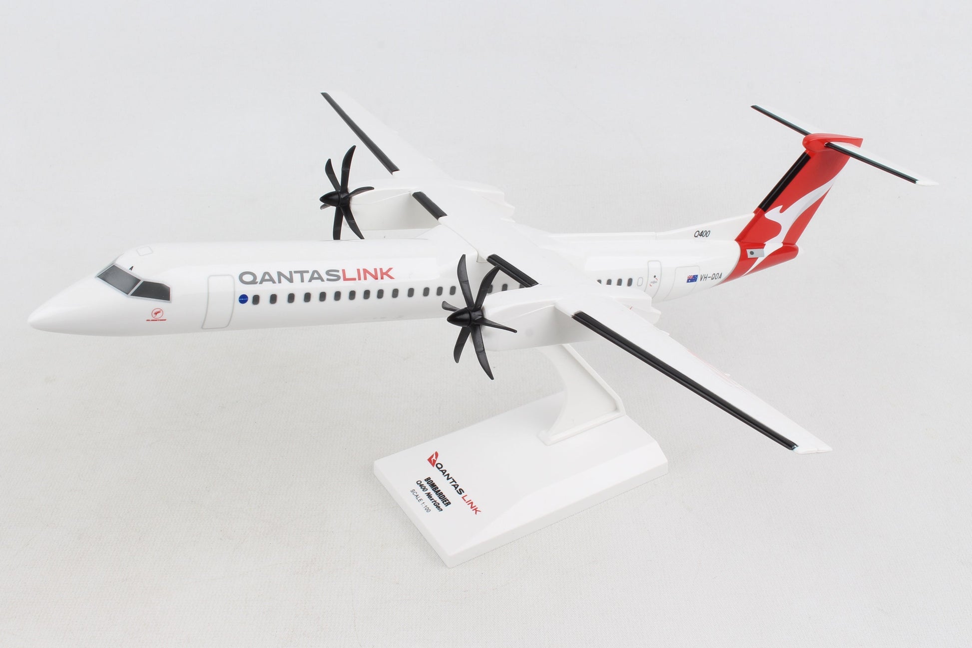 SKR1016 SKYMARKS QANTASLINK Q400 1/100 NEW LIVERY