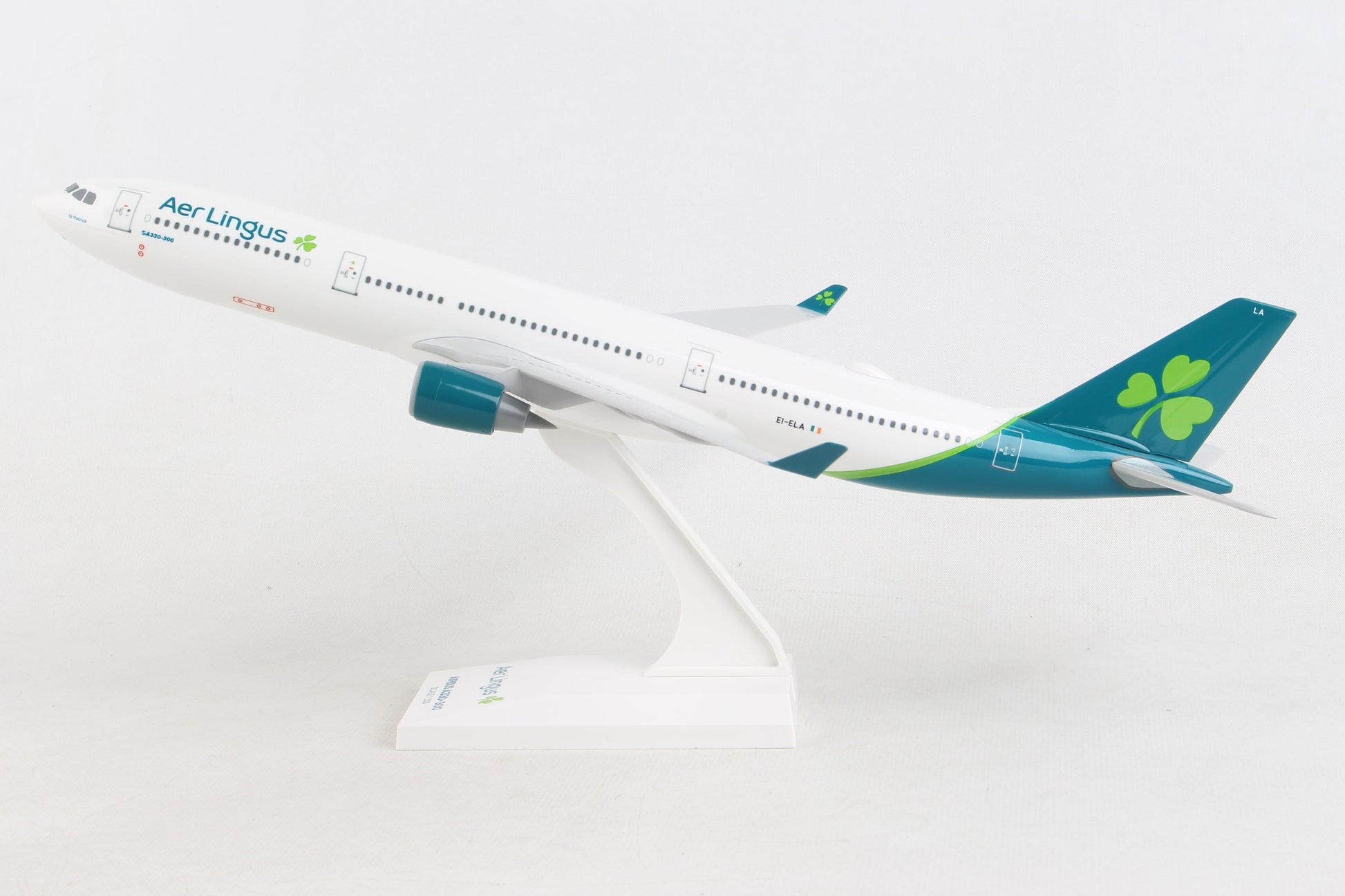 SKR1024 SKYMARKS AER LINGUS A330-300 1/200 NEW LIVERY