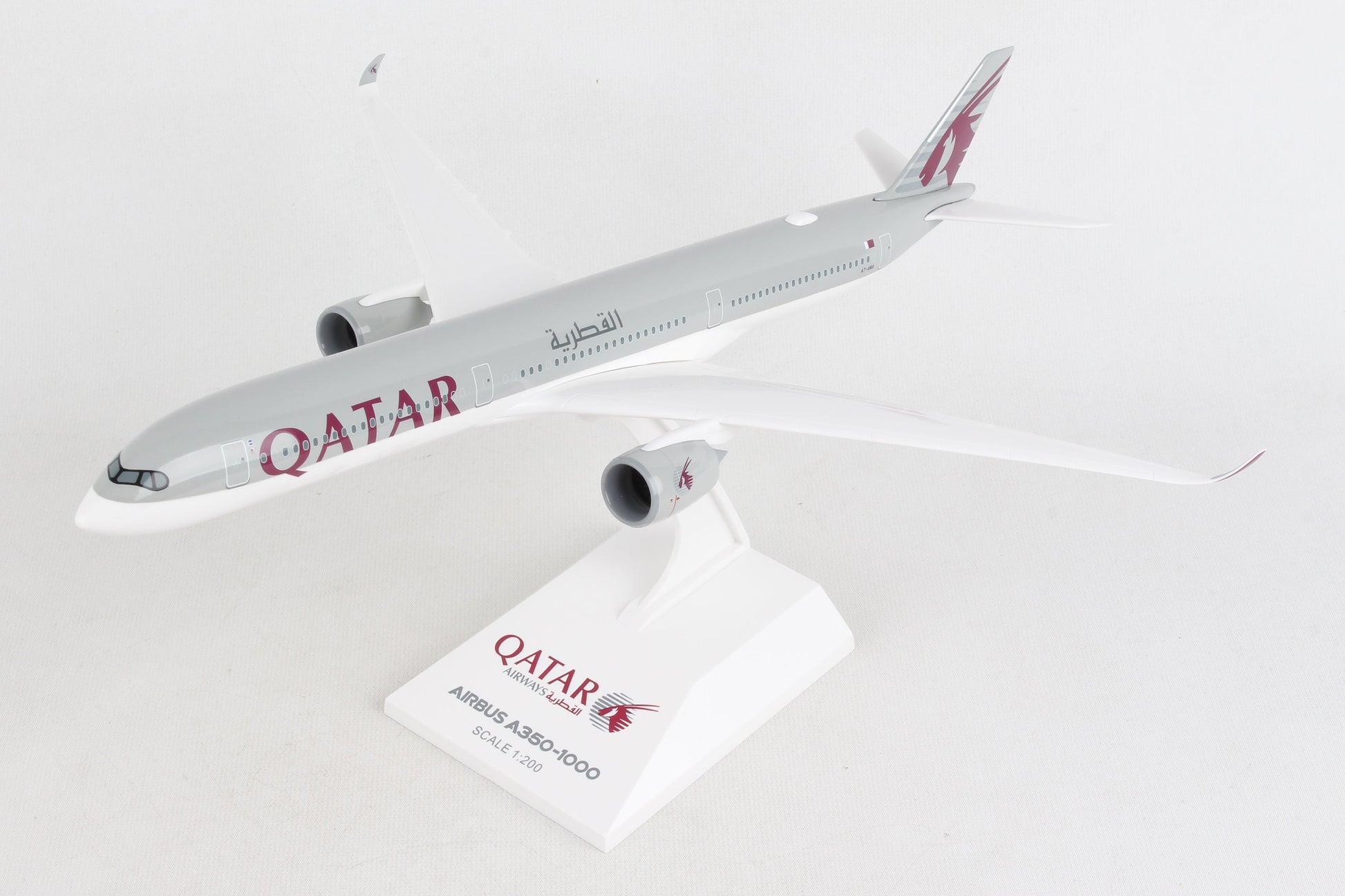 SKR1074 SKYMARKS Qatar A350-1000 1/200