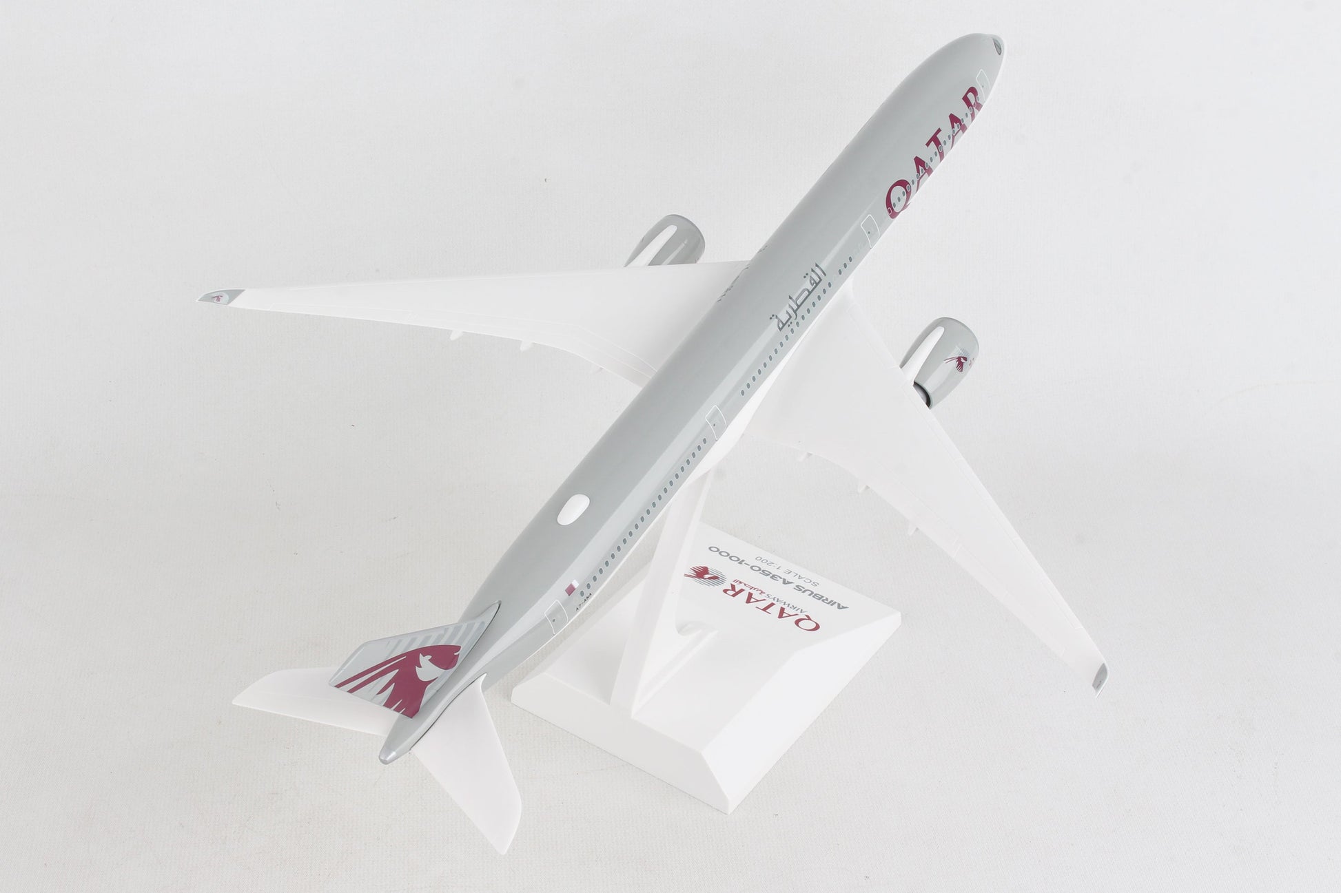 SKR1074 SKYMARKS Qatar A350-1000 1/200