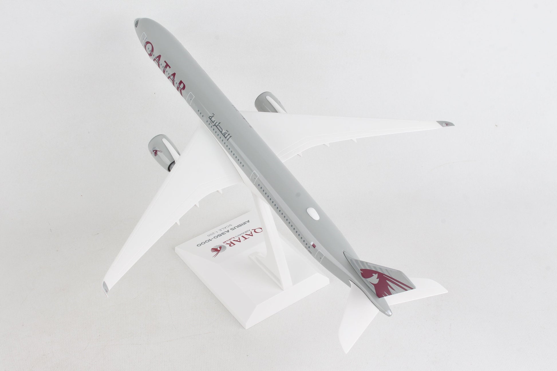 SKR1074 SKYMARKS Qatar A350-1000 1/200