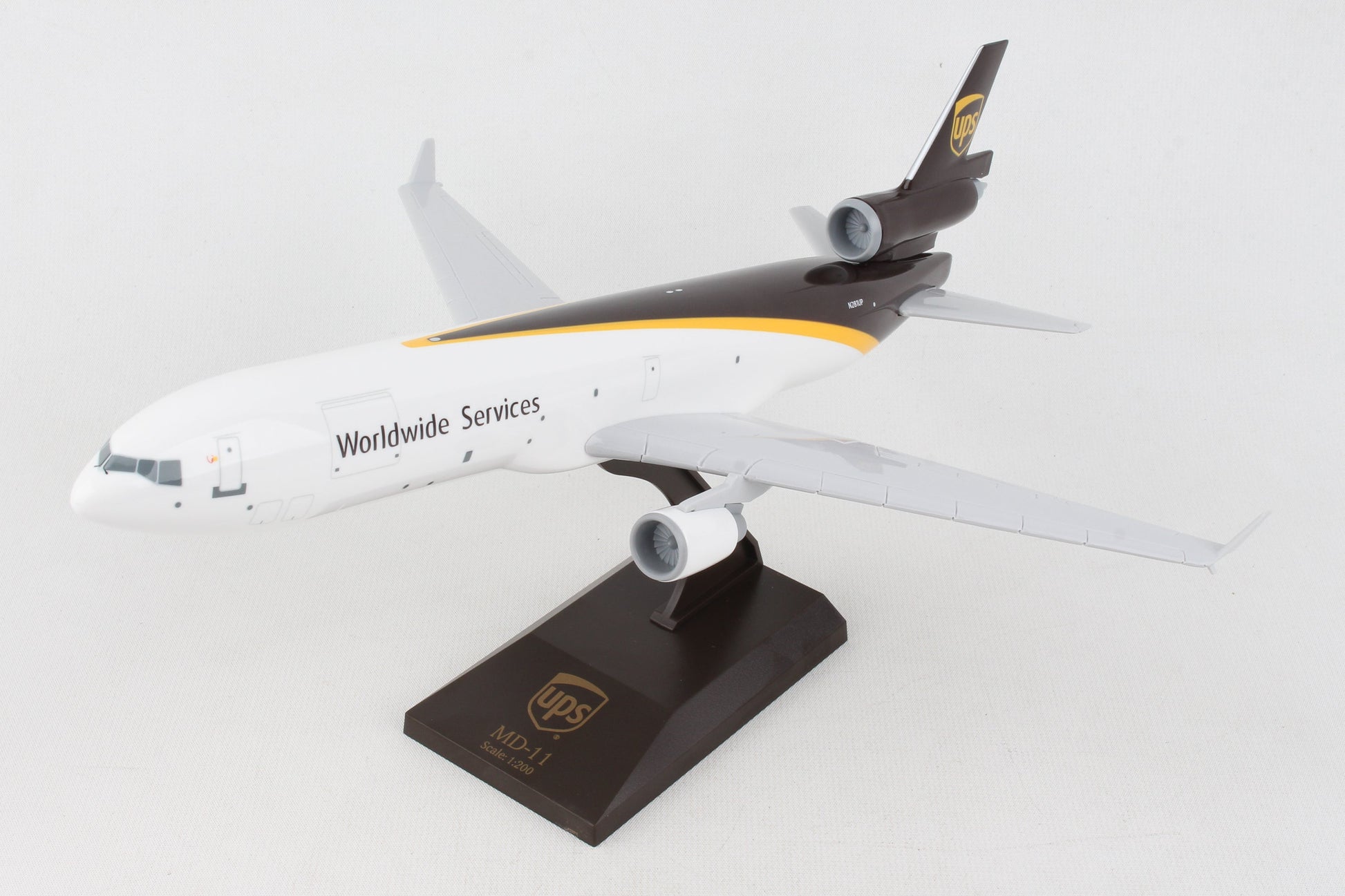 SKR1086 SKYMARKS UPS MD-11 1/200