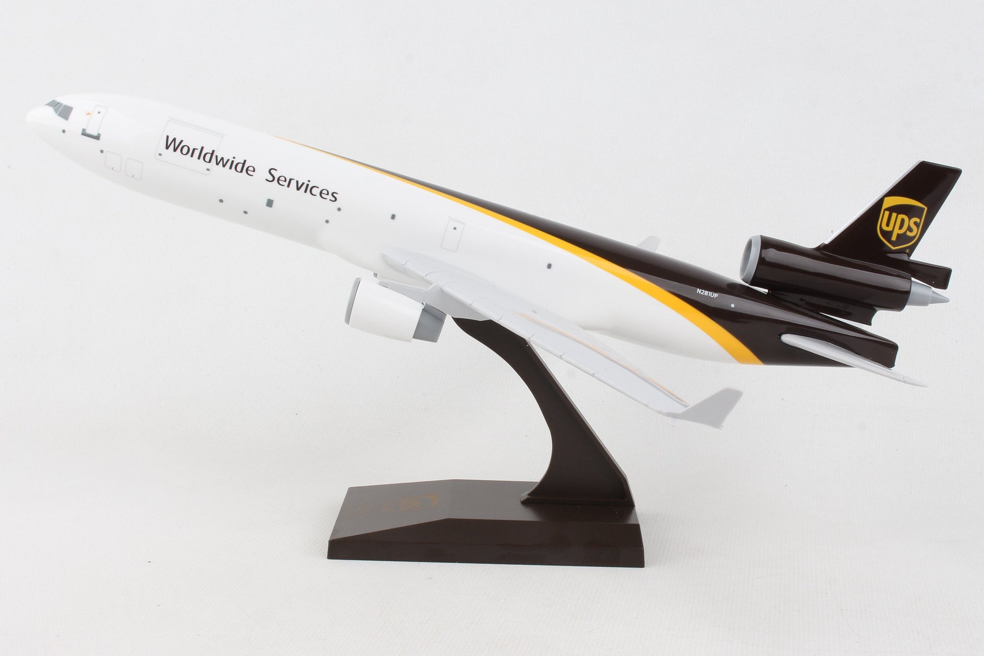 SKR1086 SKYMARKS UPS MD-11 1/200