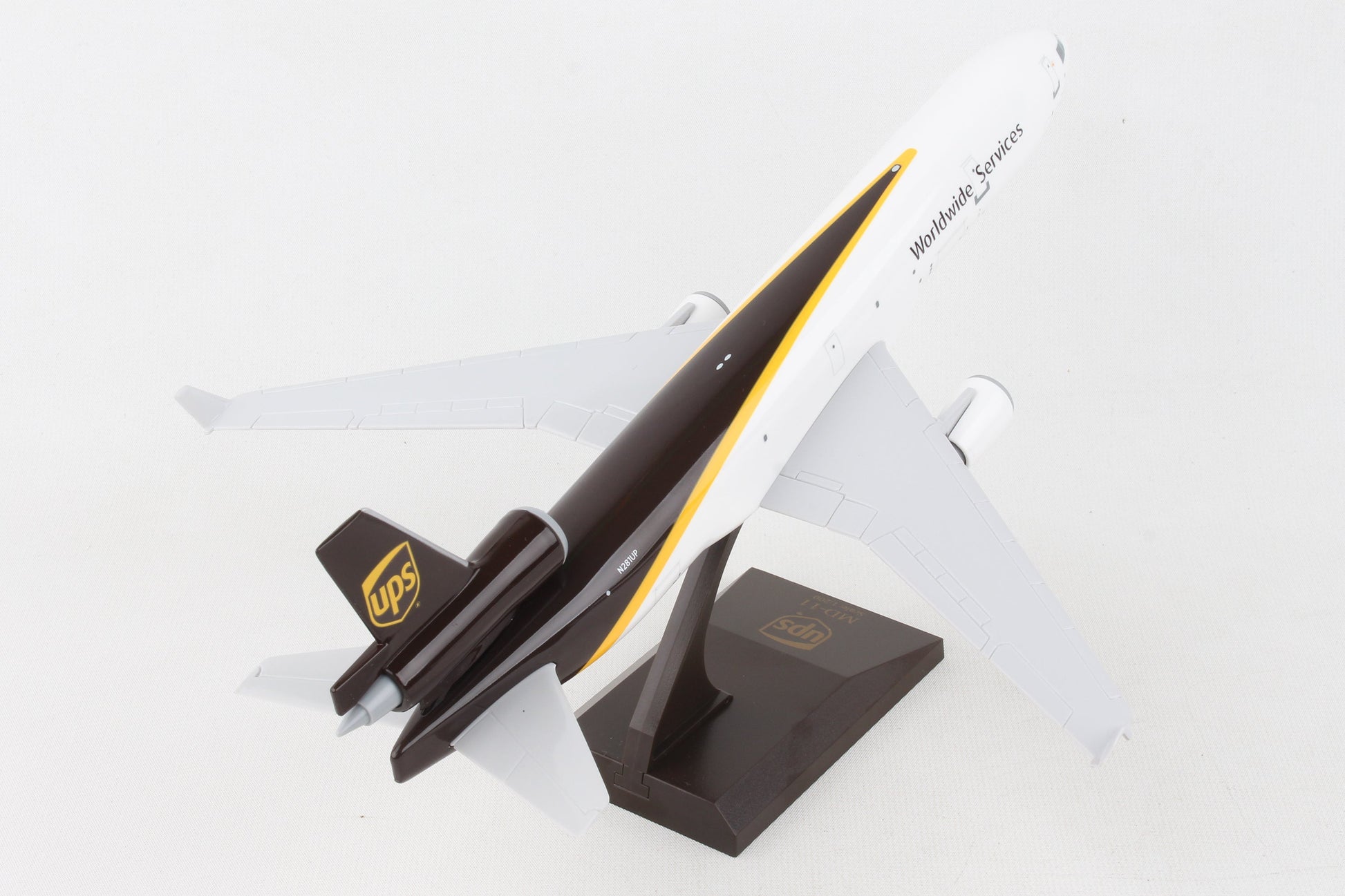 SKR1086 SKYMARKS UPS MD-11 1/200