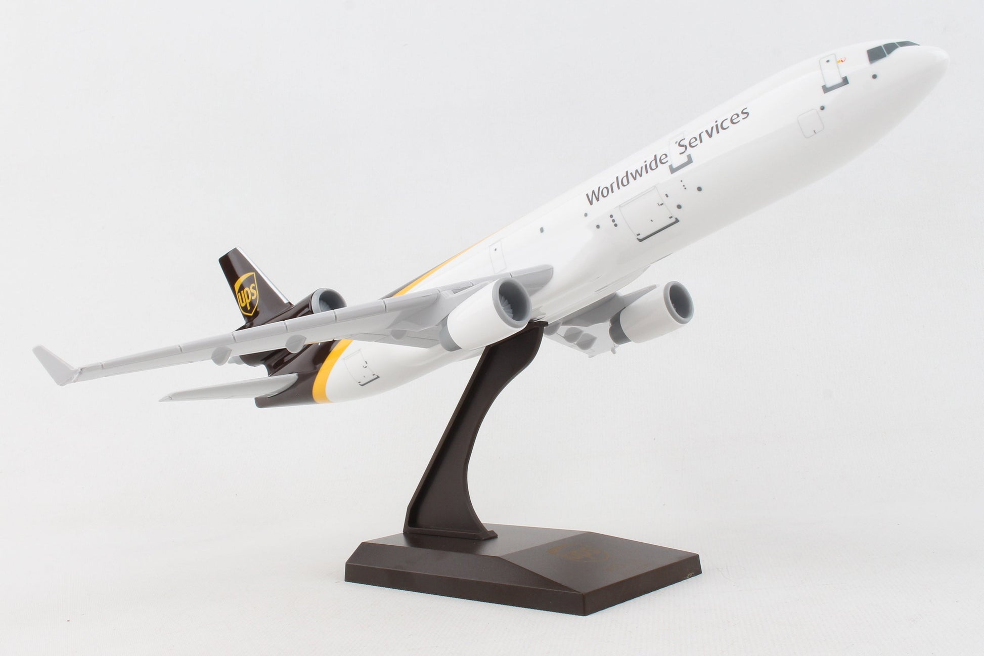 SKR1086 SKYMARKS UPS MD-11 1/200