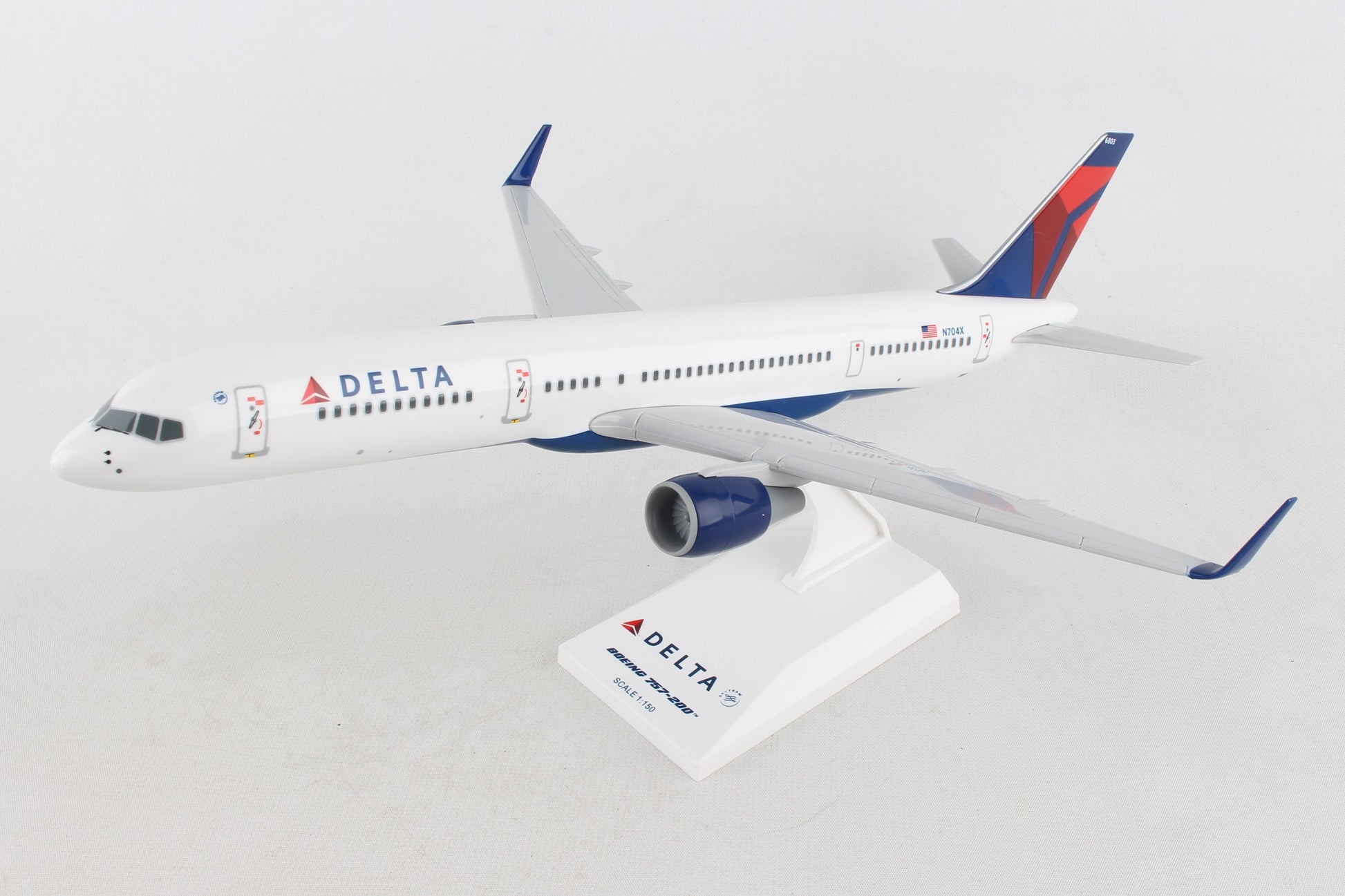 SKR545 SKYMARKS DELTA 757-200 1/150 NEW LIVERY REG#N704X